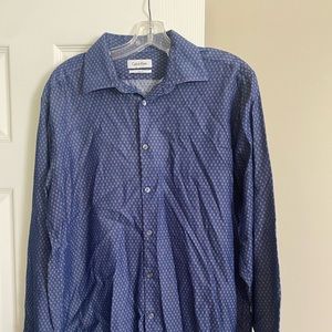 Calvin Klein slim fit Mens button down shirt
